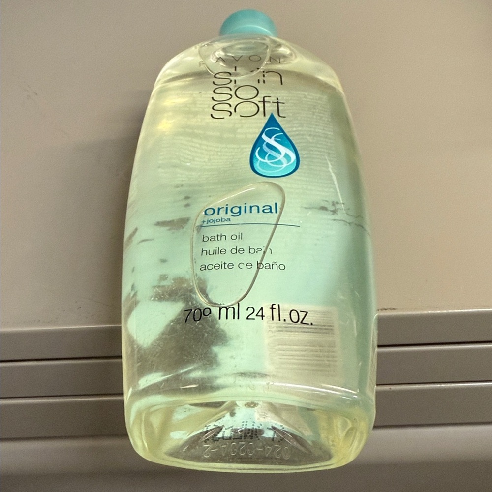 Avon Skin So Soft Bath Oil Original Factory Sealed Big 24 Ounce Bottle V… - Picture 8 of 16